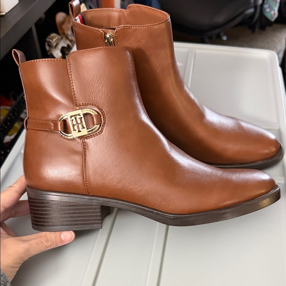 Tommy Hilfiger Tan Leather Ankle Booties